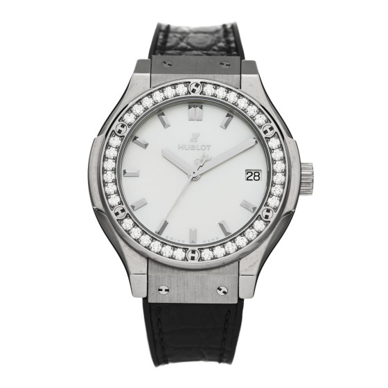 Hublot Titanium Alligator Diamond Bezel 33mm Classic Fusion Quartz Watch 581.NE.6070.LR.1204